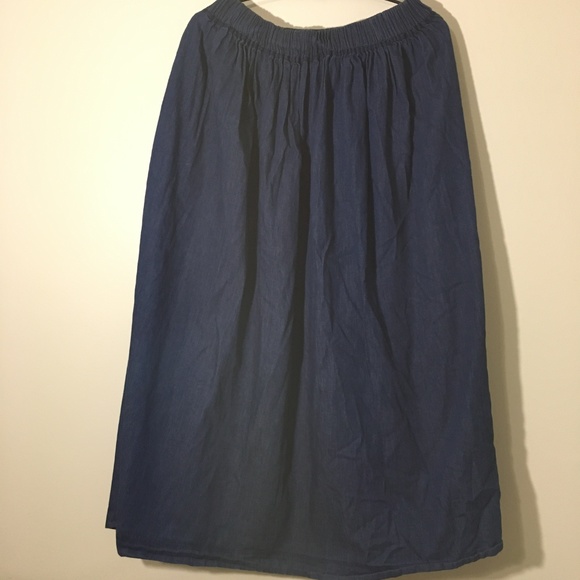 //vintage guess denim skirt// - Picture 4 of 4